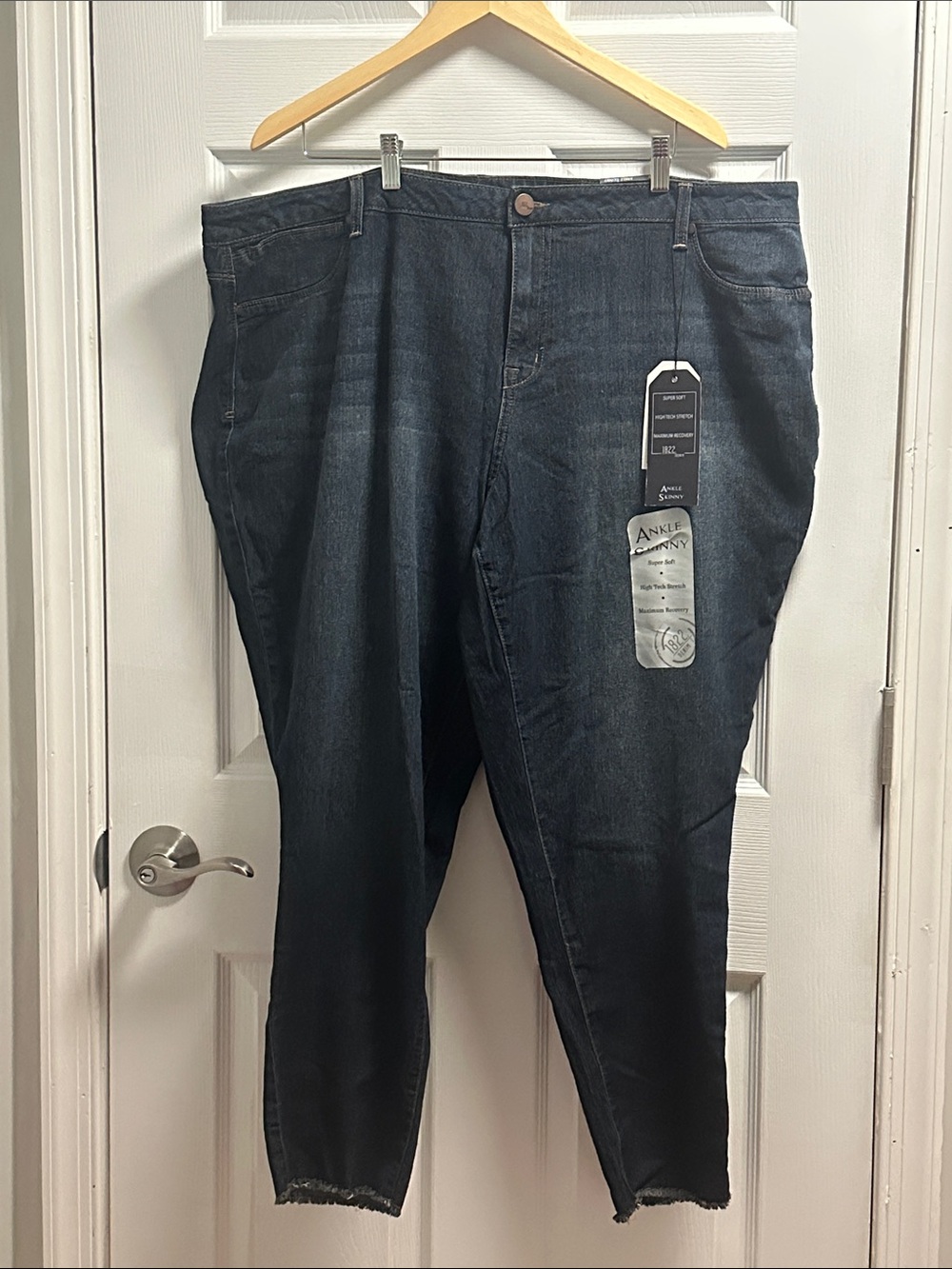 1822 Denim Dark Indigo Ankle skinny  Jeans size 24w